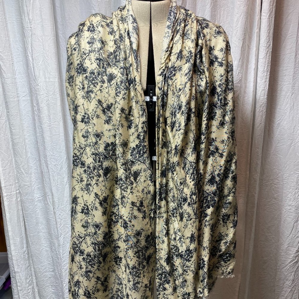 Saint + Sofia Scarf - Beige with black